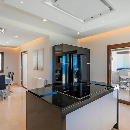 Irene: Beachfront Luxury With Sea Views And Private Pool Villa *