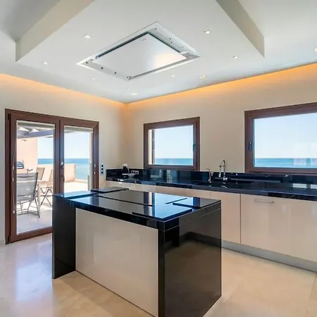 Villa Irene: Beachfront Luxury With Sea Views And Private Pool Alicante