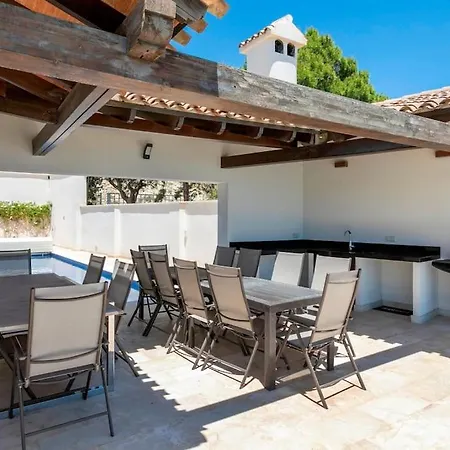 Irene: Beachfront Luxury With Sea Views And Private Pool Alicante